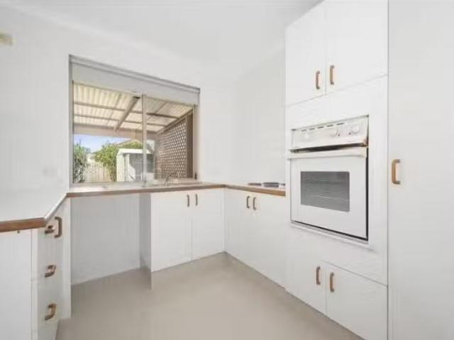 Rental! 34 Cumberland Drive, Varsity Lakes, QLD 4227