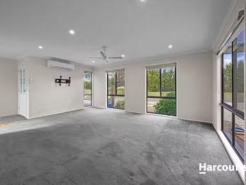 Charming 34 Station Street, Lang Lang, VIC 3984 House for Rent