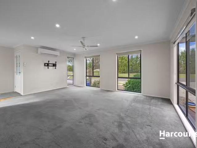 Charming 34 Station Street, Lang Lang, VIC 3984 House for Rent