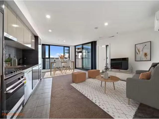 Rental! 352/1 Anthony Rolfe Avenue, Gungahlin Apartment for re.