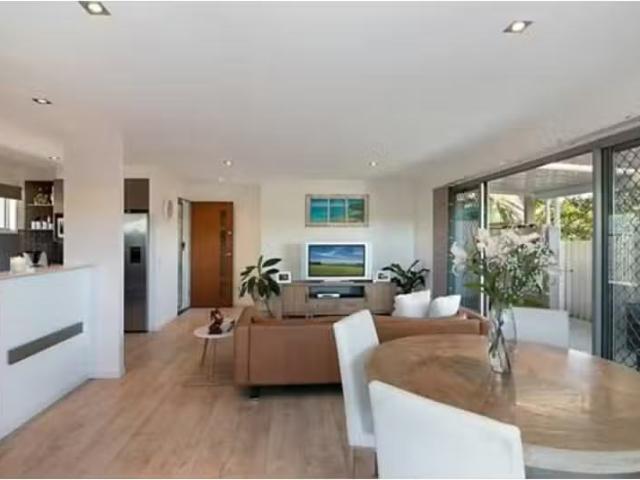 For Rent! 3/56 Pearl Street, KINGSCLIFF Townhouse for rent Li.