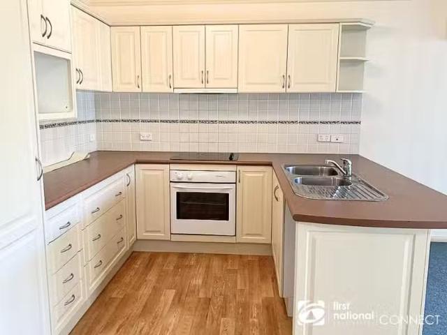 Nice 3/61 Drift Road, RICHMOND Townhouse for rent Listed by S.