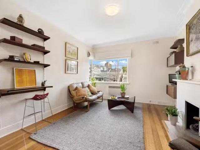 Cheap 3/62 Simpson Street, East Melbourne VIC 3002