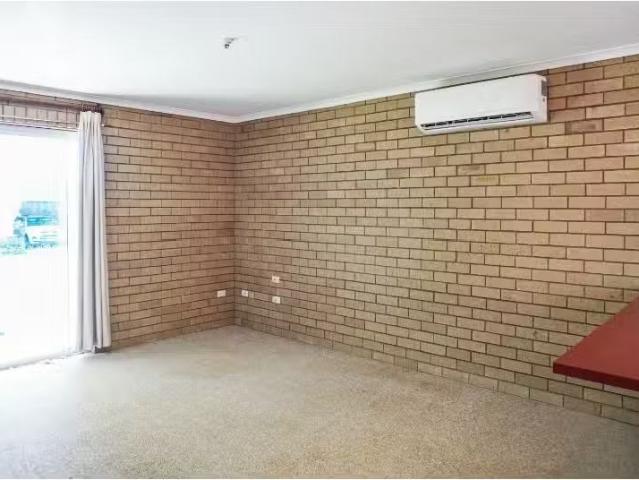 Cozy 3/67 69 Bathurst Street, FORBES Apartment for rent Liste.