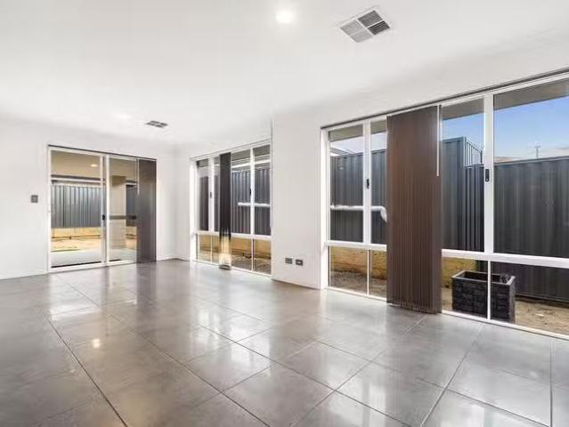 Just in! 36 Moodjar Way, Baldivis, WA 6171
