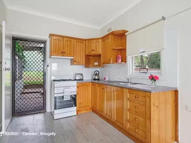 Deal! 36 Pindari Avenue, Camden, NSW 2570