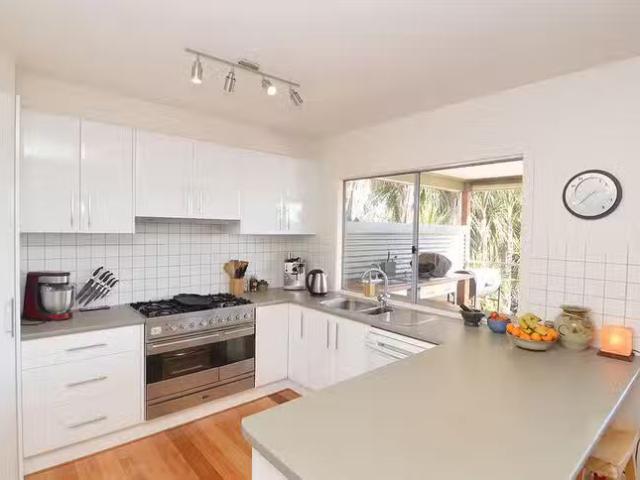 Cozy 36 Riverview Drive, Dareton, NSW 2717
