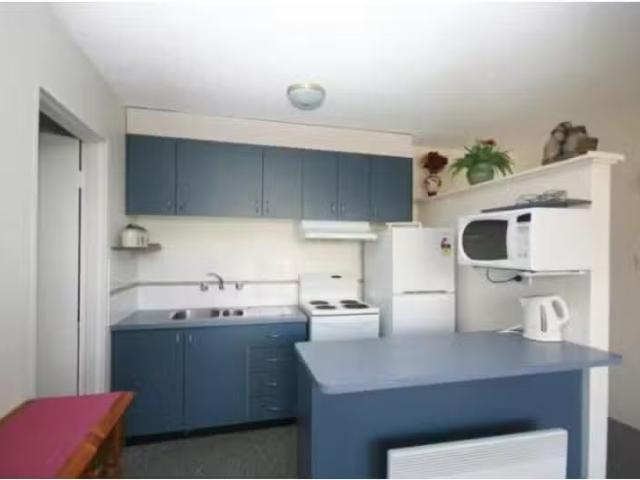 Charming 37/5 Crest Road, CRESTWOOD Apartment for rent Listed.