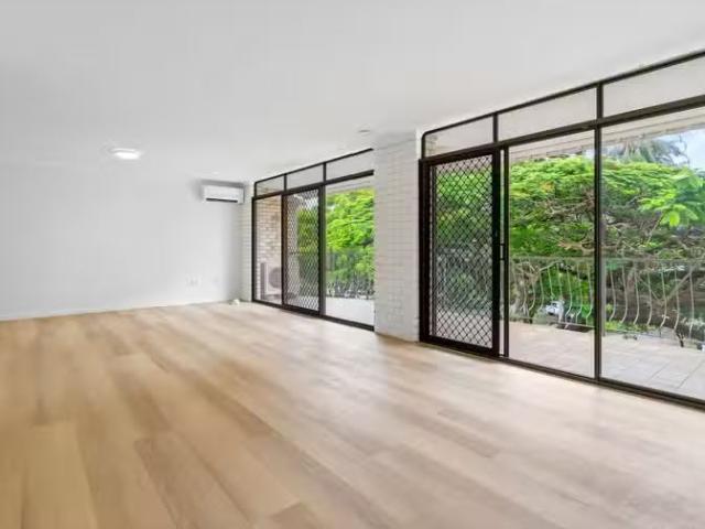 Deal! 3/77 Sandford Street, ST LUCIA, QLD 4067 Unit for Rent