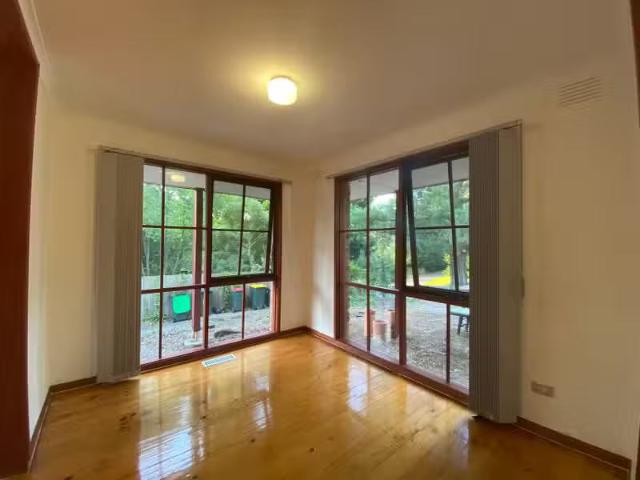 Unique 388 Porter St, Templestowe VIC 3106