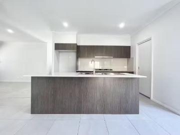 Unique 38 Eurythmic Street, MENANGLE PARK House for rent List.