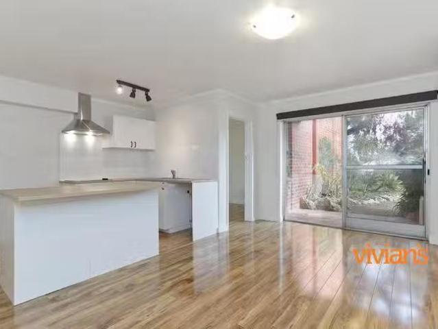 Cheap 3/95 Monument Street, Mosman Park, WA 6012