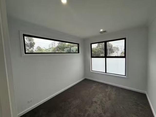 New 3/9 11 Seymour Avenue, Modbury, SA 5092