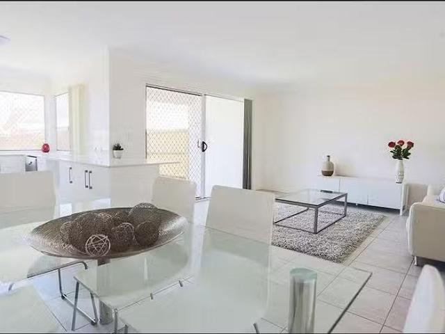 Cheap 39 Junction Drive, Redbank Plains, QLD 4301