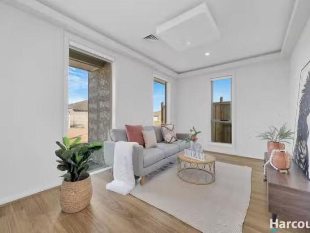 Charming 3 Midanbury Road, DONNYBROOK, VIC 3064 House for Rent