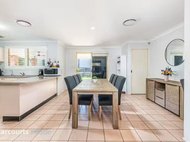 Just in! 3 Osbert Place, ACACIA GARDENS, NSW 2763 House for.