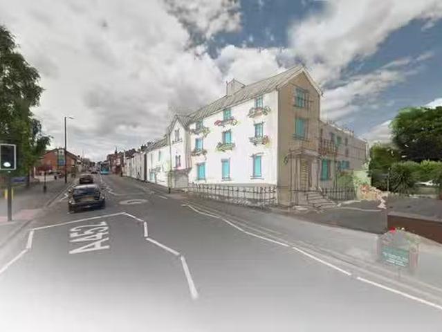 Cheap 3 BA 4 bedroom apartment for rent in Warwick Road, Kenil.