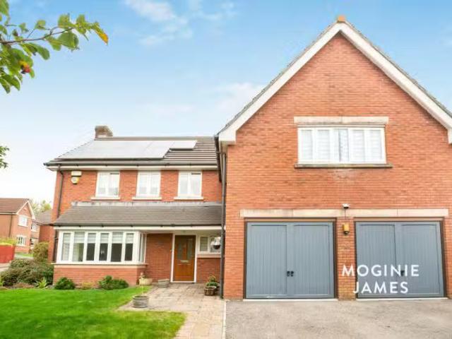New 3 BA 4 bedroom detached house for rent in Old Mill Drive.