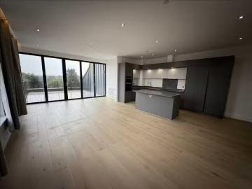 Nice 3 bedroom apartment for rent in Broadoaks, 548 Streetsbro.