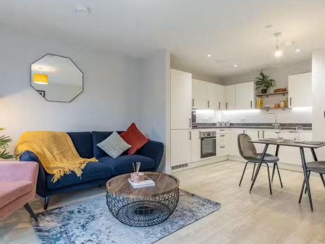 Cheap 3 bedroom apartment for rent in The Hay, Exeter, EX4