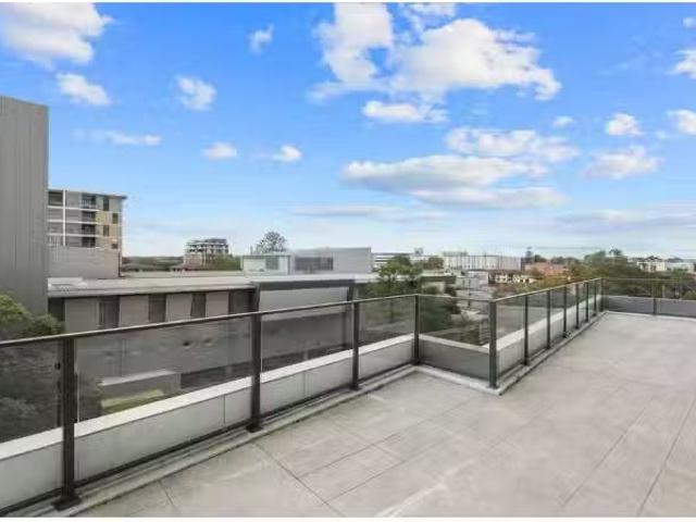 Charming 3 BR B306/19 Bigge Street, Liverpool Apartment for re.