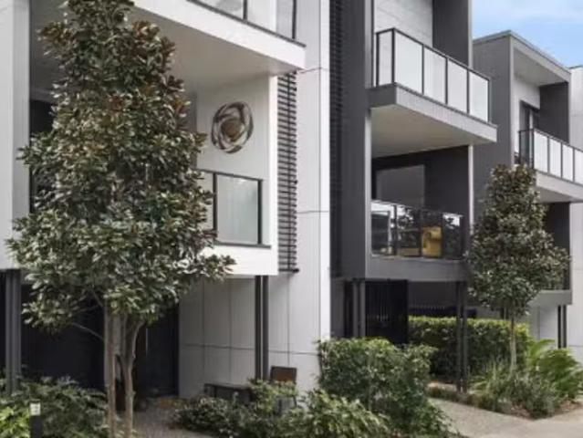 For Rent! 3 BR ID:21163598/66 Illowra Street, The Gap, QLD 4061