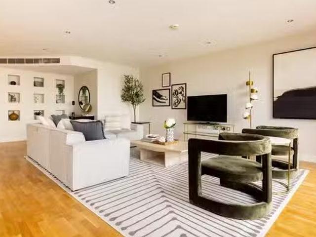 Just in! 3 BR The Boulevard