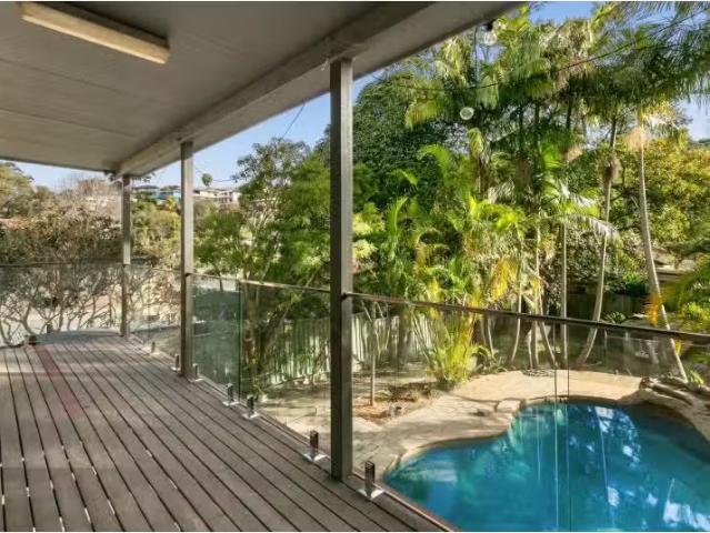 Charming 3 BR 1/46A Consul Road, Brookvale House for rent Lis.