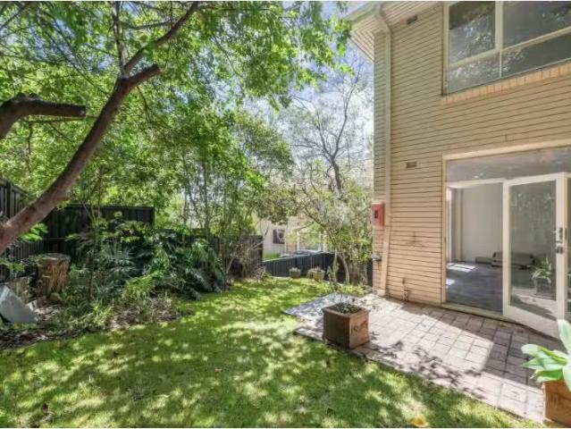 Unique 3 BR 14 Ocean Avenue, Double Bay Townhouse for rent Li.