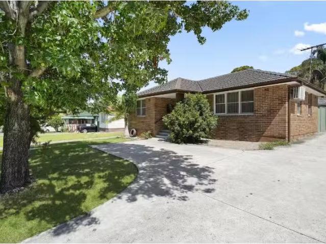 For Rent! 3 BR 15 Corriedale Street, Miller House for rent Li.