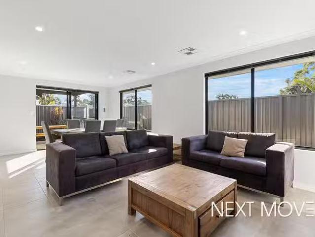 Charming 3 BR 16C Stainer Street, Willagee, WA 6156