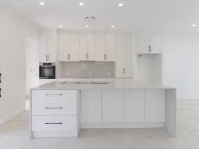 Cheap 3 BR 17 Currawong Lane, Roseville House for rent Listed.