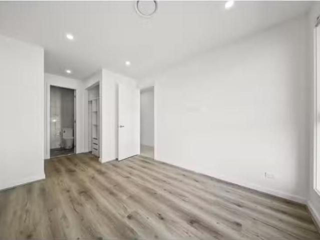 Cozy 3 BR 17 Rowcliff Circuit, LOCHINVAR House for rent Liste.