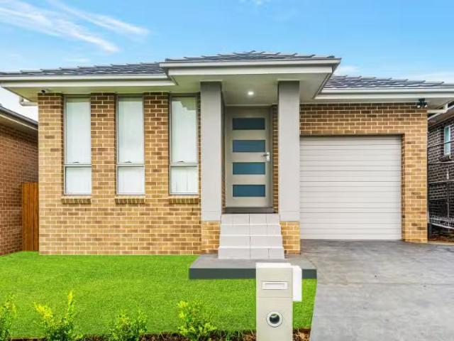 Unique 3 BR 17A Drover Street, ORAN PARK House for rent Liste.