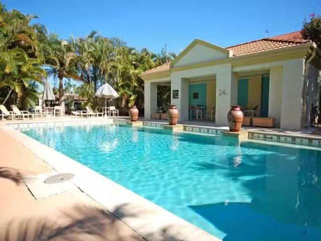 Cheap 3 BR 18/99 Heeb Street, Ashmore, QLD 4214