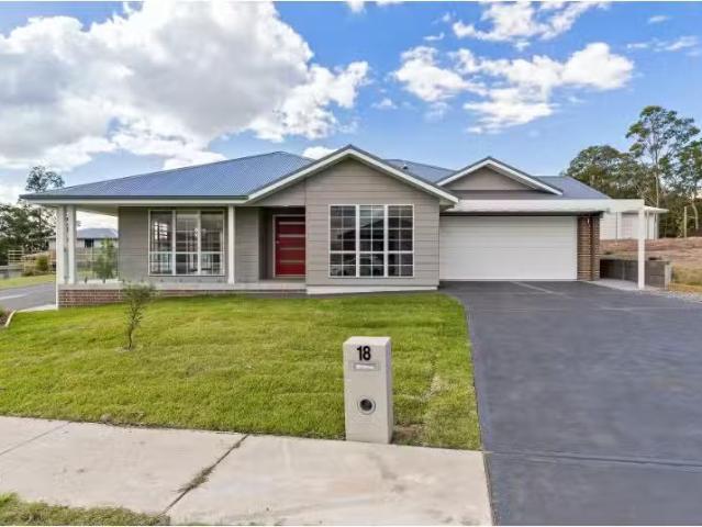 Cheap 3 BR 18 Brown Street, Bellbird House for rent Listed by.