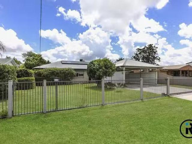 Rental! 3 BR 18 Sharon Court, Morayfield, QLD 4506
