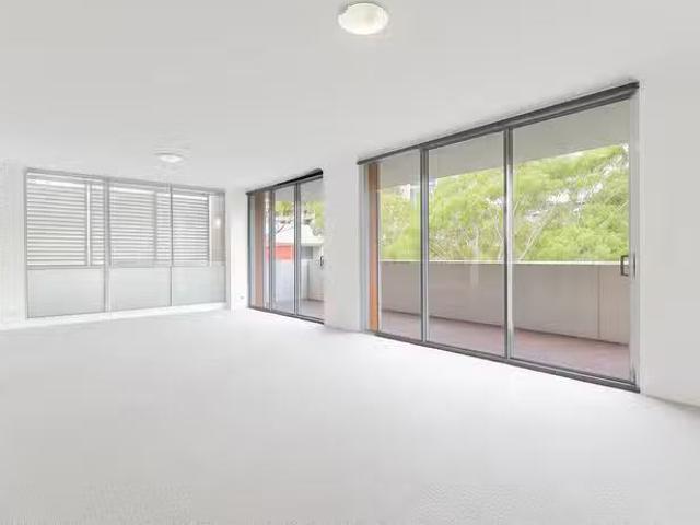 Deal! 3 BR 19/3 Wolseley Grove, Zetland, NSW 2017