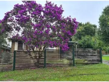 Charming 3 BR 10 Delaware Road, Niagara Park House for rent L.