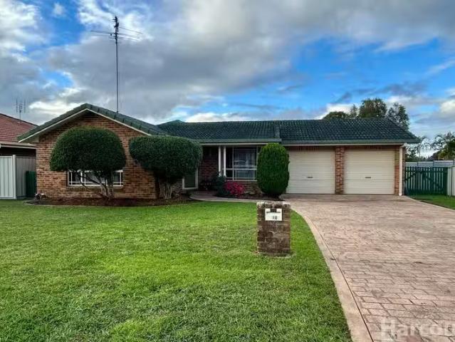 Cheap 3 BR 10 Heritage Place, Wauchope, NSW 2446 House for R.