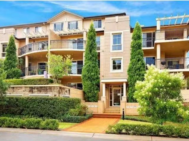 Deal! 3 BR 11/3 Bradley Place, LIBERTY GROVE Apartment for ren.