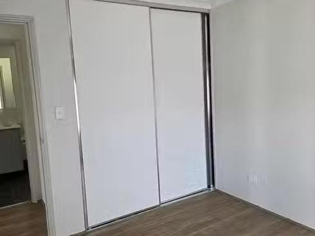 Nice 3 BR 11A Cowling Way, Parmelia, WA 6167