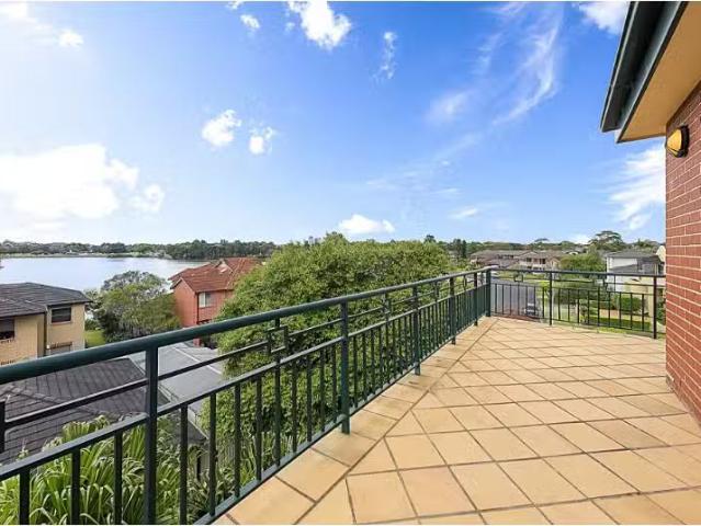 New 3 BR 12/247H Burwood Road, CONCORD Apartment for rent Lis.