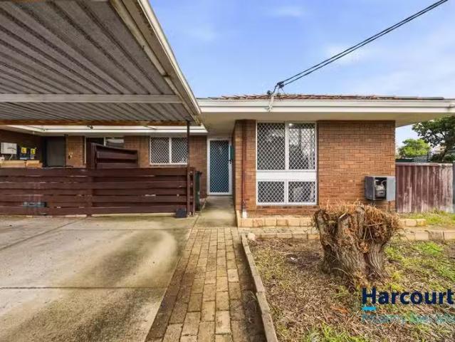 Just in! 3 BR 12B Burrowa Street, ARMADALE, WA 6112 House fo.