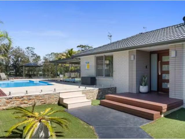 Rental! 3 BR 132 Geoffrey Road, Chittaway Point House for rent.