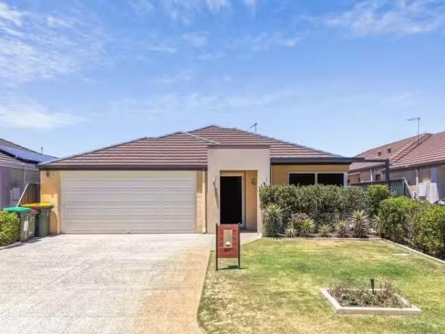 Unique 3 BR 13 Cheyne Way, CAVERSHAM, WA 6055 House for Rent