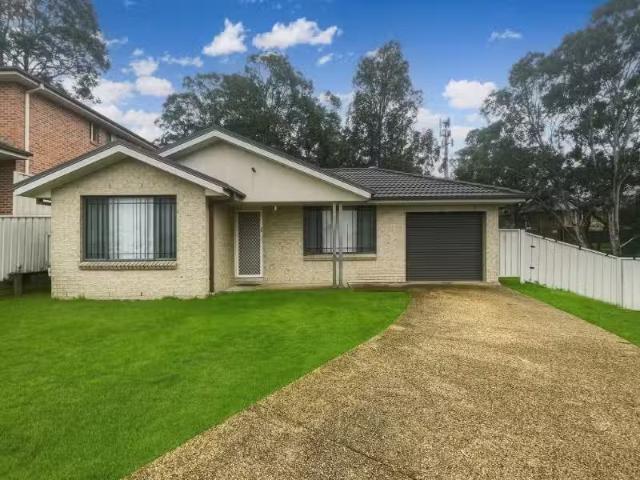 Unique 3 BR 1 Ventura Close, Rutherford House for rent Listed.