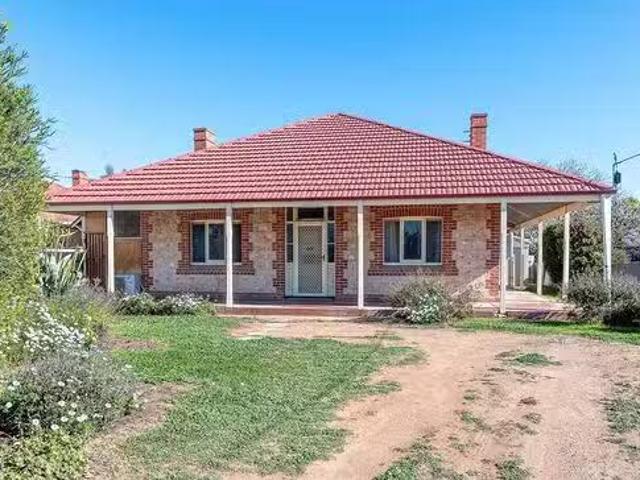 Rental! 3 BR 1A River Street, Murray Bridge, SA 5253