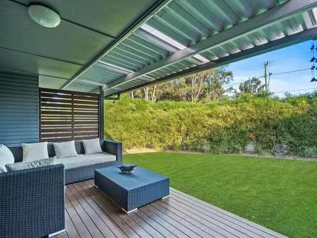 Unique 3 BR 243 Wondall Road, Wynnum West, QLD 4178