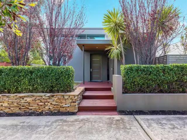 For Rent! 3 BR 24 Dunlin Way, COODANUP, WA 6210 House for Rent
